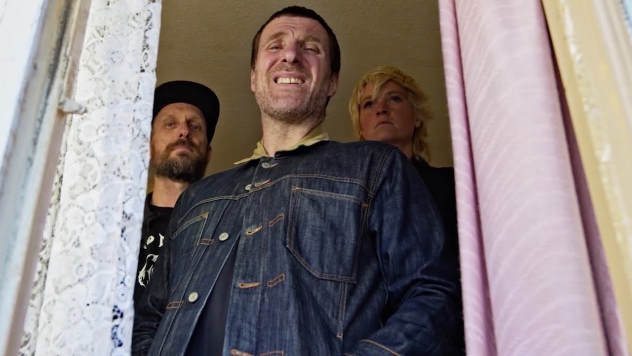 Sleaford Mods and Billy Nomates in Mork n Mindy